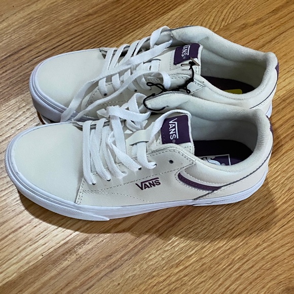Vans Cream and Purple Women's Shoes - Picture 2 of 5